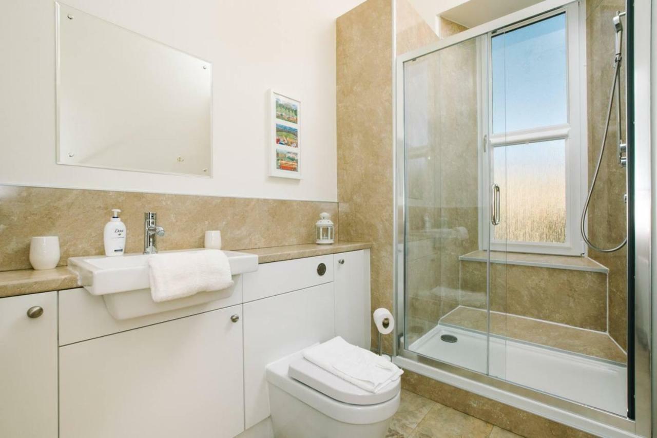 Joivy Great Location! Heart Of City Centre 3Bed Apartment Edinburgh Ngoại thất bức ảnh