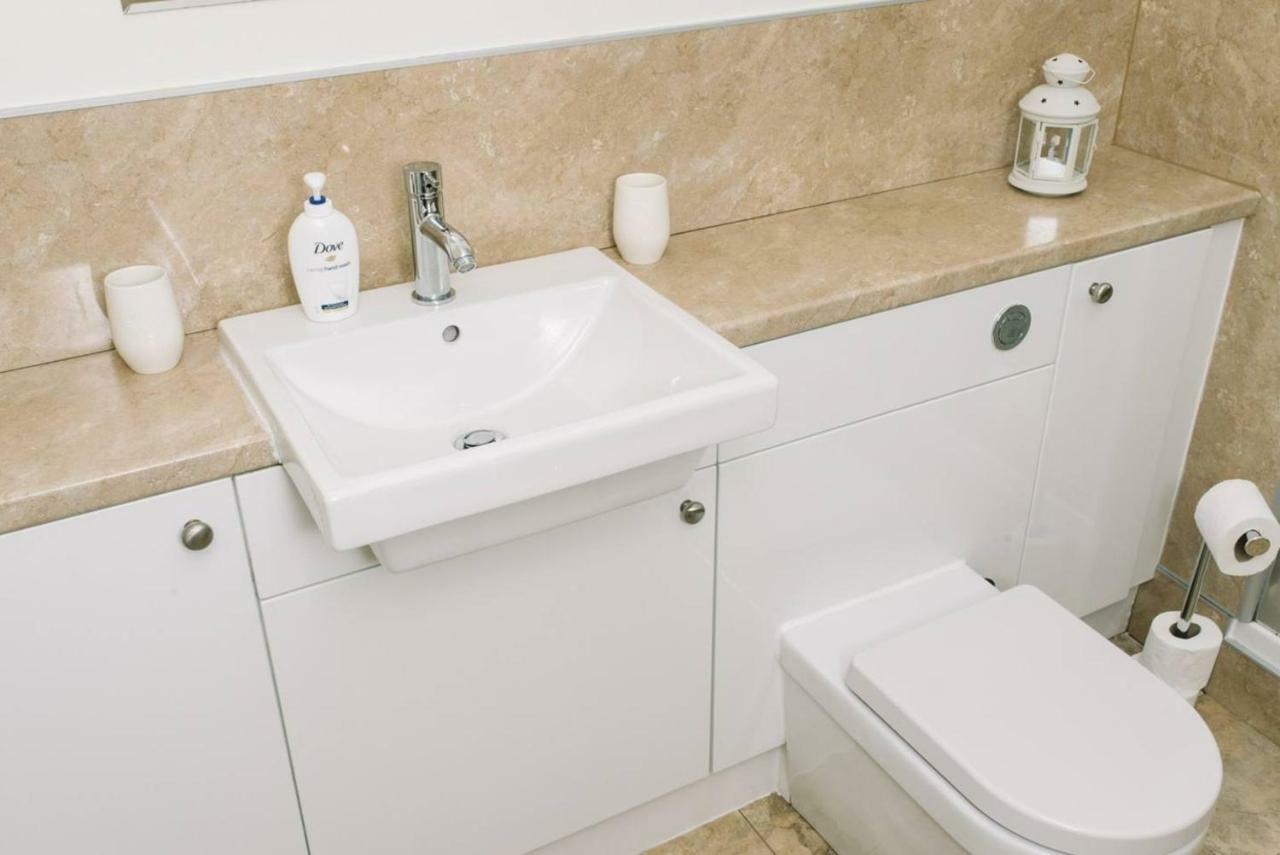 Joivy Great Location! Heart Of City Centre 3Bed Apartment Edinburgh Ngoại thất bức ảnh
